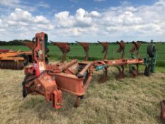 Kverneland 6+1f LO85 reversible plough, hydraulic vari-width. Model No: 85-300-28. Serial No: 240. N