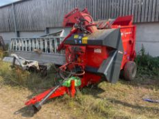 2014 Kuhn Primor 3570M Polydrive straw bedder and feeder with hydraulic tailgate. Serial No: PRI3570