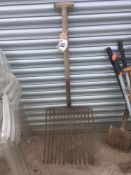 Hand held beet fork NO VAT
