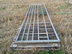 1x 13ft (3.9m) galvanised gate