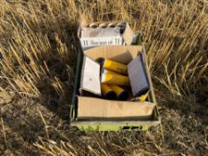 Quantity or grease cartridges