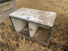 Lintran twin dog box