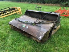 1996 Suton ELCS60 general purpose bucket brush with pin and cone brackets. Serial No: 11455