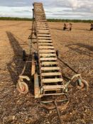 Russell bale elevator c/w Briggs & Stratton engine