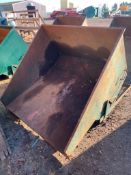 Tip Skip c/w Pallet Tine Brackets