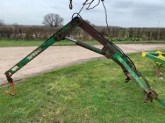 1T telescopic bag lifter, 1.80m top arm, 2.2m from link arms to pivot pin, Lift ram 0.