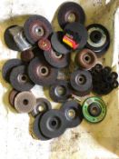 Qty of Cutting discs. Stored Gorleston, Norfolk. No VAT on this lot.