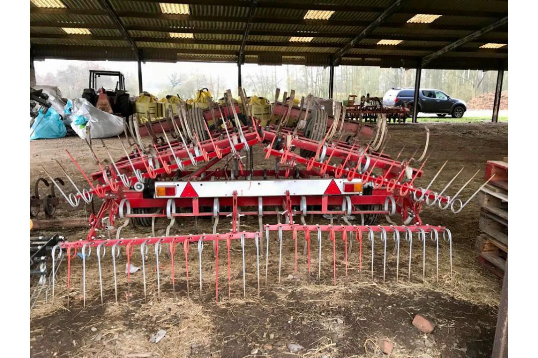 Spring tine harrow (5/6m). Stored Leicestershire. - Image 1 of 4