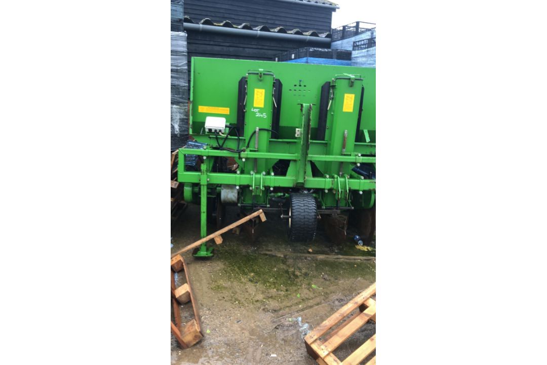 Standen potato planter- good order - for sale as no longer grow potatoes.