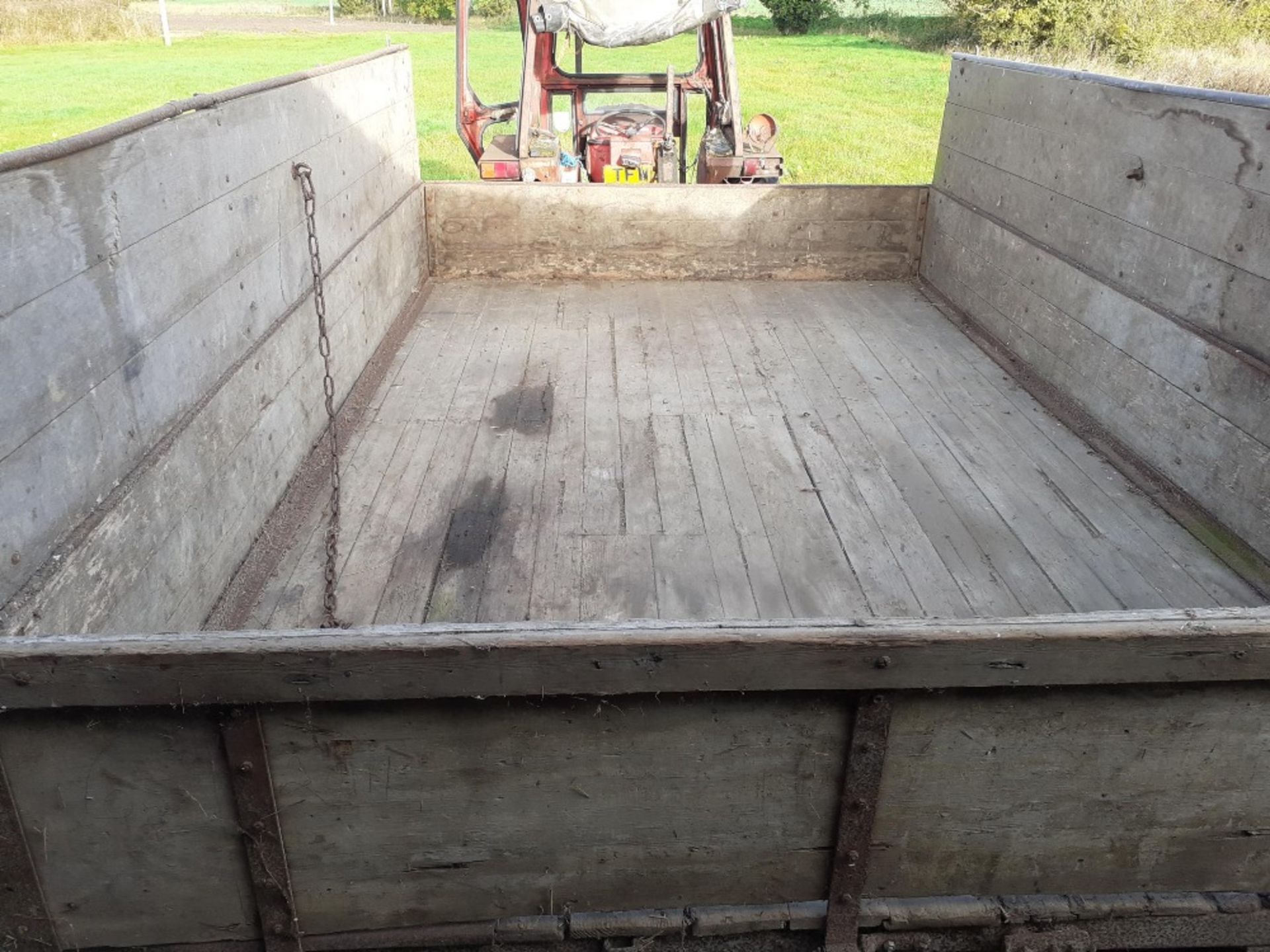 Massey Ferguson hydraulic tipping trailer, wooden floor and sides. Stored near Bungay, Suffolk. - Image 6 of 7