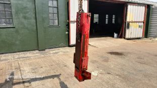 Hydraulic pick up. Stored near Eye, Suffolk.