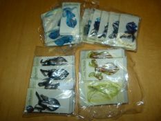 *Quantity of Mixed Necklaces and Earrings