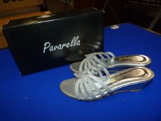 *Pavarella Size: 4 Silver Shoes