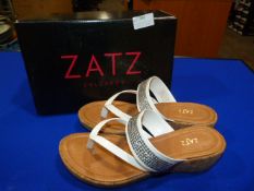 *Zatz Size: 39 White Shoes