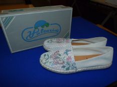 *Vulcarini Size: 36 Shoes