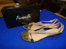 *Pavarella Size: 4 Gold Shoes
