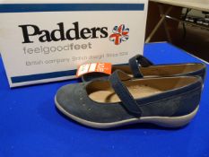*Padders Size: 3 Navy Shoes