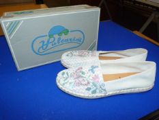 *Vulcarini Size: 38 Shoes