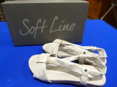 *Soft Line Size: 3.5 Grey Shoes