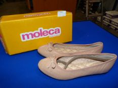 *Moleca Size: 38 Nude Shoes