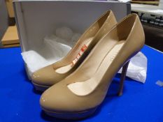 *Poletto Size: 40 Cream Shoes