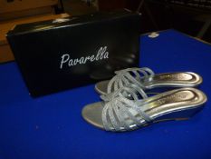 *Pavarella Size: 5 Silver Shoes