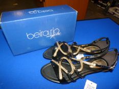 *Beira Rio Size: 6 Black Shoes
