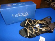 *Beira Rio Size: 8 Black Shoes
