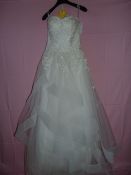 *Chole Size: 8 Wedding Dress