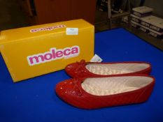 *Moleca Size: 40 Red Shoes