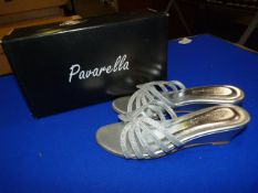 *Pavarella Size: 5 Silver Shoes