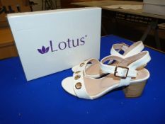 *Lotus Size: 8 White Shoes