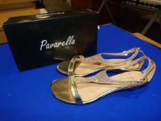 *Pavarella Size: 3 Gold Shoes