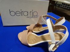 *Beira Rio Size: 37 Black Shoes