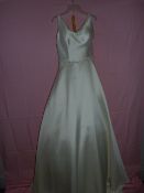*Chloe Size: 8 Ivory Wedding Dress