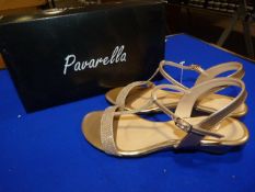 *Pavarella Size: 4 Beige Shoes