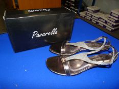 *Pavarella Size: 7 Pewter Shoes
