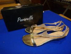 *Pavarella Size: 5 Gold Shoes