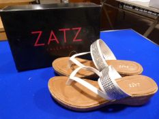 *Zatz Size: 38 White Shoes