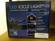 *Outdoor LED Icicle Lights 4m (Ice White)