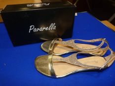 *Pavarella Size: 7 Gold Shoes