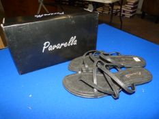 *Pavarella Size: 3 Black Shoes