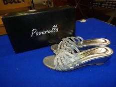 *Pavarella Size: 6 Silver Shoes