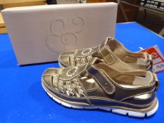 *Fleet & Foster Size: 36 Bronze Shoes