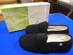 *Celiaruiz Size: 45 Black Shoes