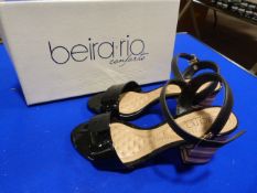 *Beira Rio Size: 36 Pink & White Shoes