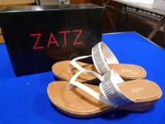 *Zatz Size: 39 White Shoes