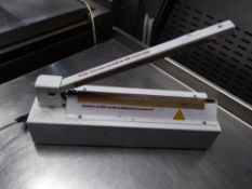 *Snappy seal - electric heat sealer