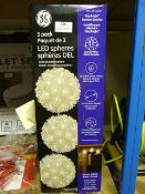*LED Spheres 3pk