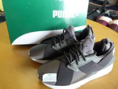 *Puma Charcoal/Silver Grey Shoes Size: 5